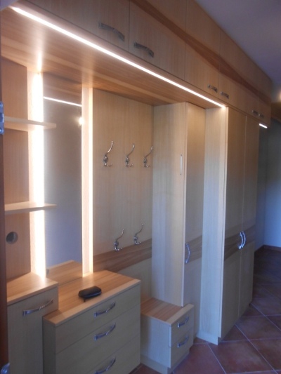 Schrank