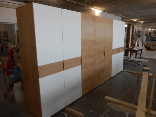 Schrank